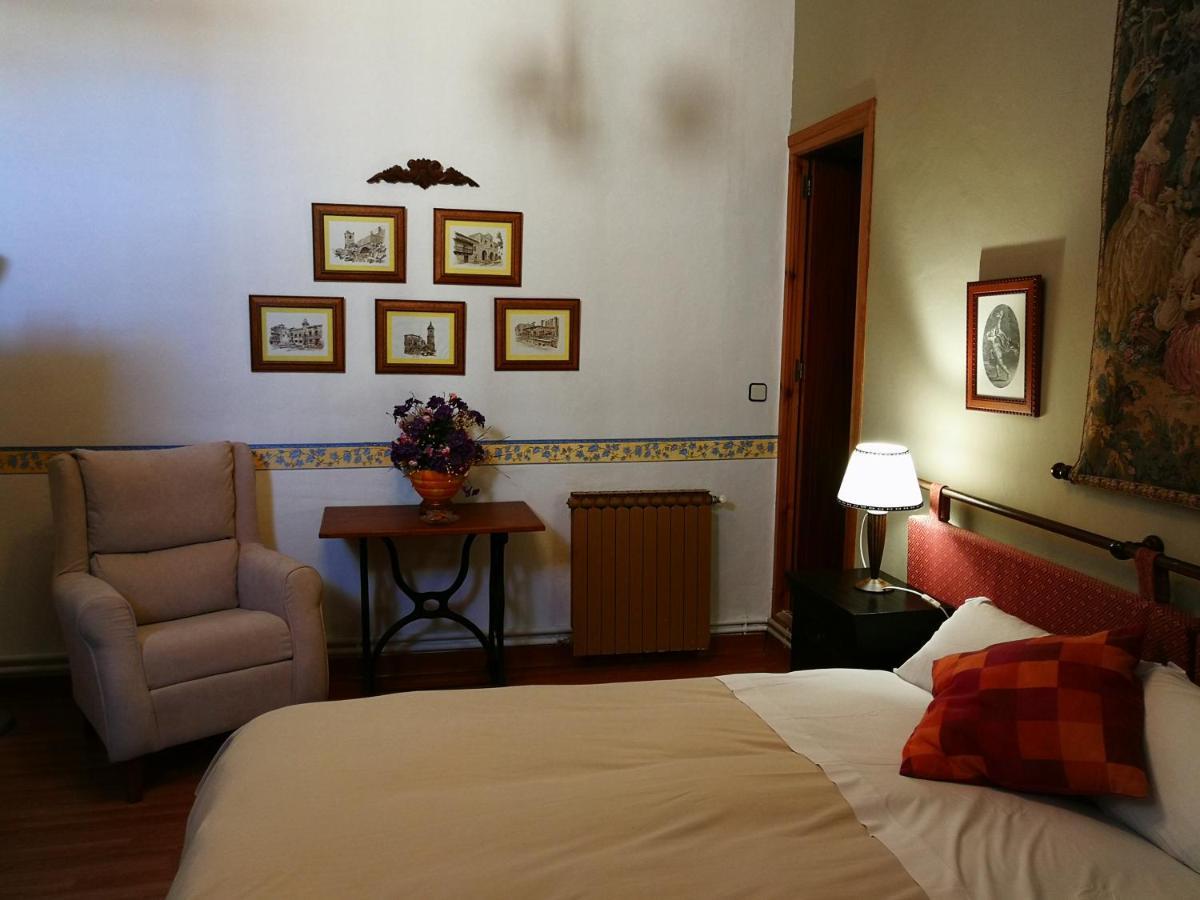 La Casona Del Abuelo Parra Hotel
